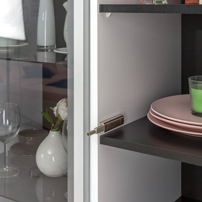 Стенка для гостиной Сидней Комплектация № 23 цвет белый/чёрный/фасады МДФ белый глянец