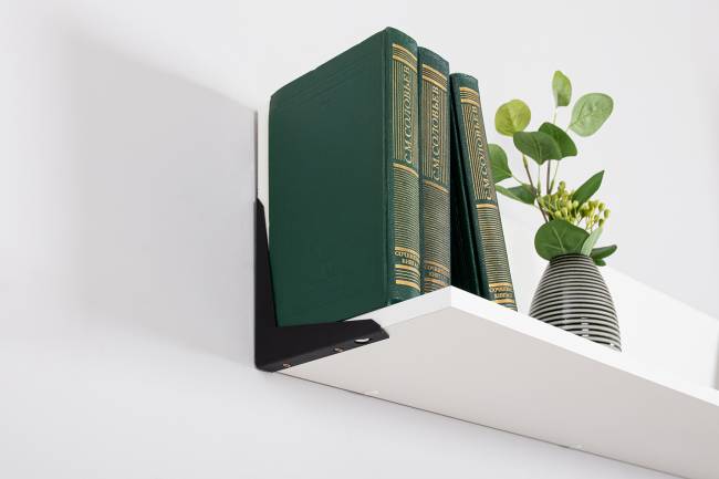 Комод для ТВ-аппаратуры с навесной полкой и широкий сервант Валенсия цвет белый шагрень Комод для ТВ-аппаратуры с навесной полкой и широкий сервант Валенсия цвет белый шагрень