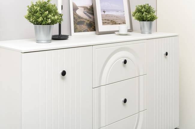 Тумба-комод и шкаф с тремя стеклянными дверками в гостиную Валенсия цвет белый шагрень